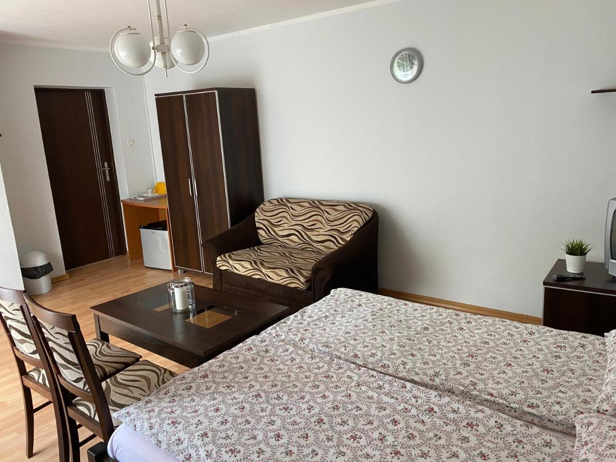 Pod Borowikiem Hotel Grzybowo  Kültér fotó